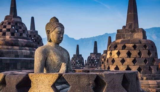 Destination Pakistan candi borobudur