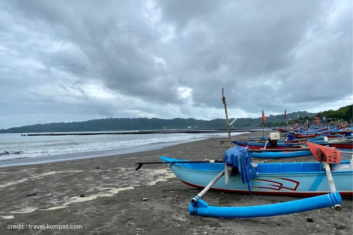 Pantai Teluk Penyu Tempat Wisata Cilacap