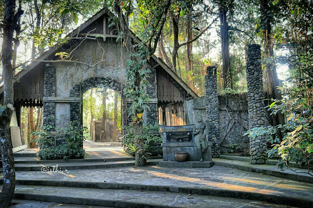 Destination Pakistan museum ullen sentanu