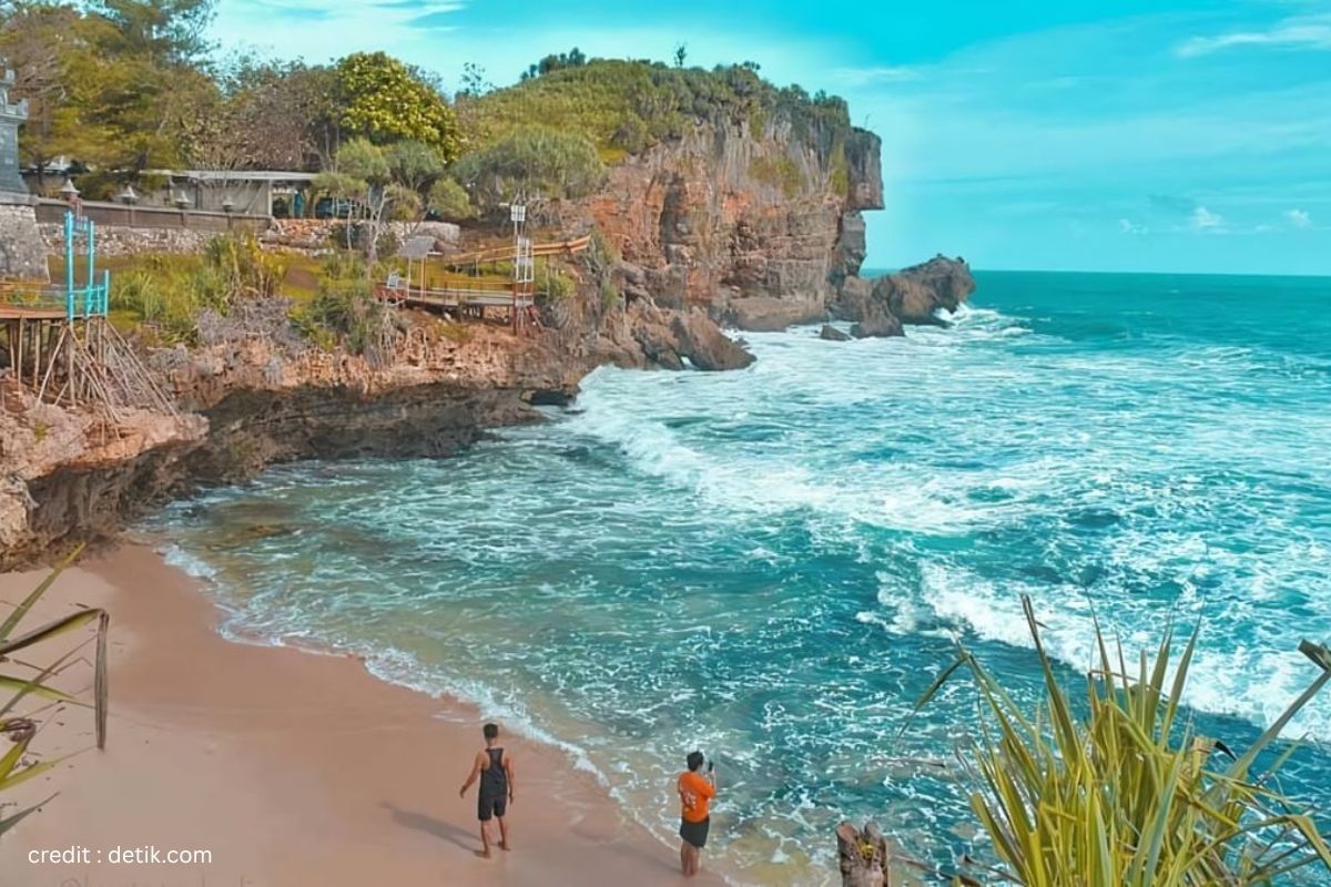 Pantau Ngobaran gunung kidul