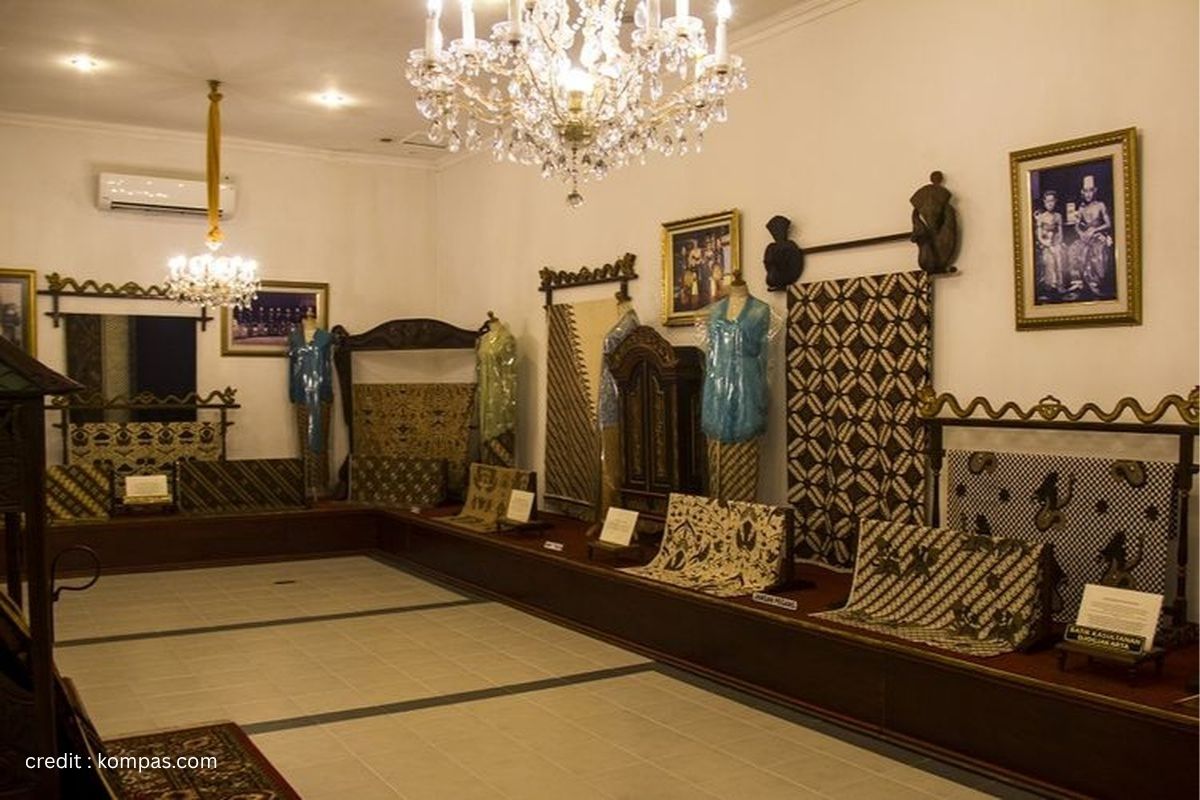 museum batik danar hadi solo