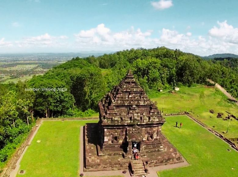 candi ijo jogja